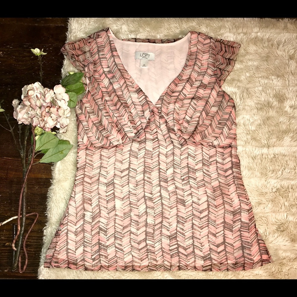 Ann Taylor Loft petites top